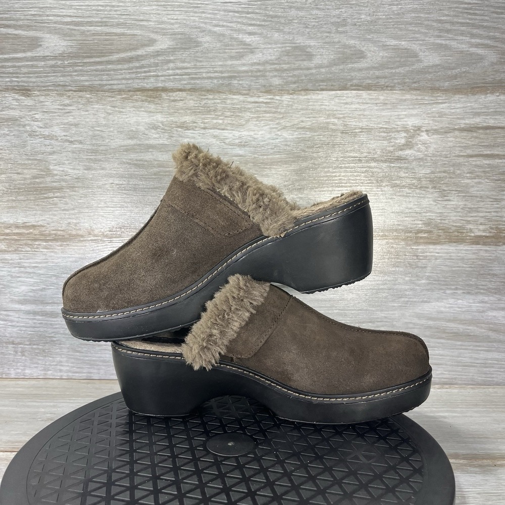 Crocs Women's Cobbler Leather Slides Slip On Faux Fur Lined Clogs Size 9 - Picture 7 of 8